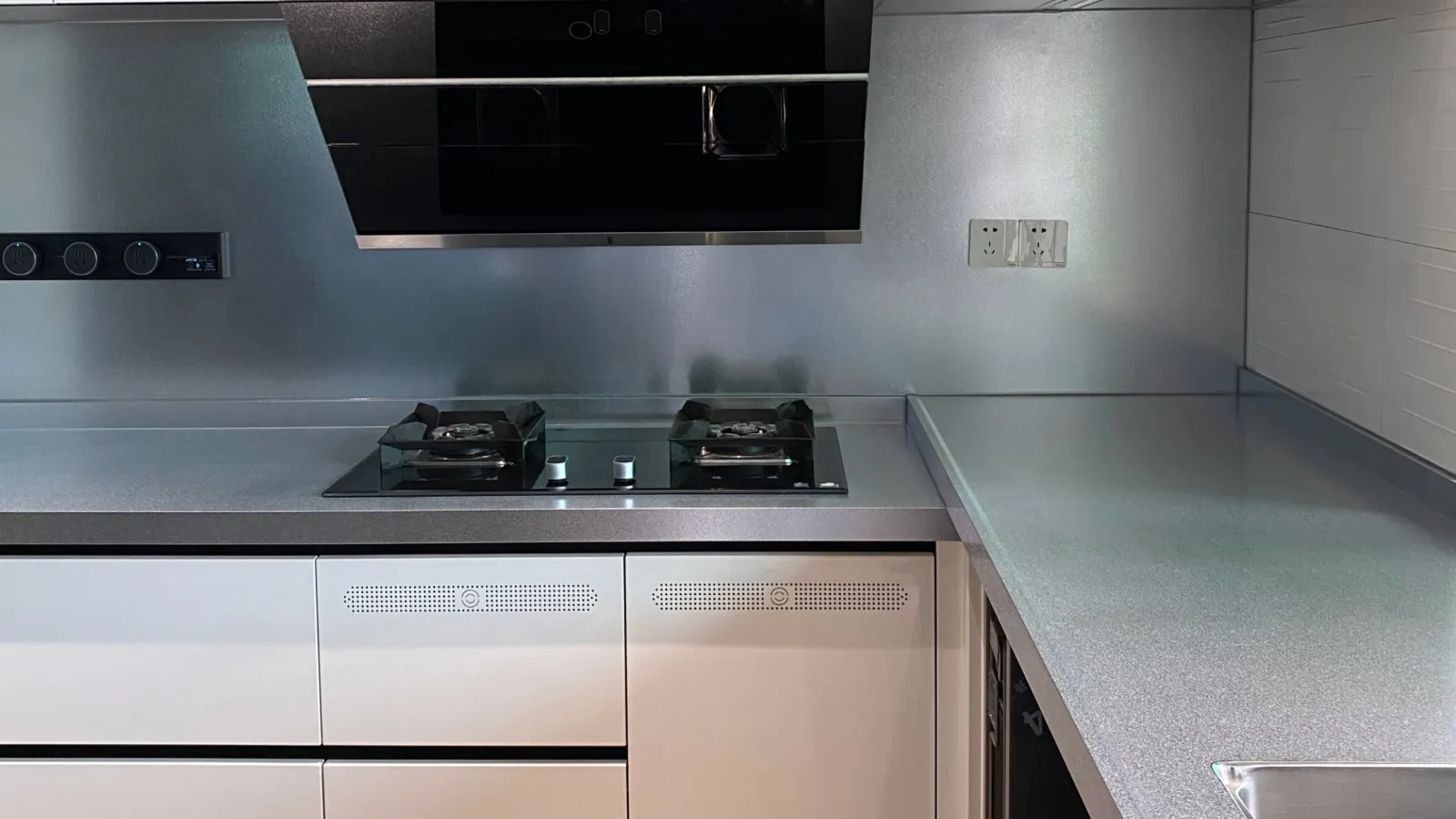 Kitchens cabinet Stainless-Steel Countertops